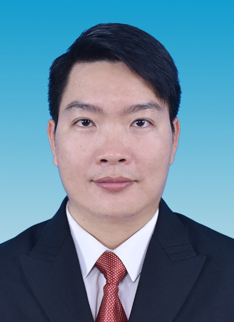 11.龙胜镇府+余权伟.jpg